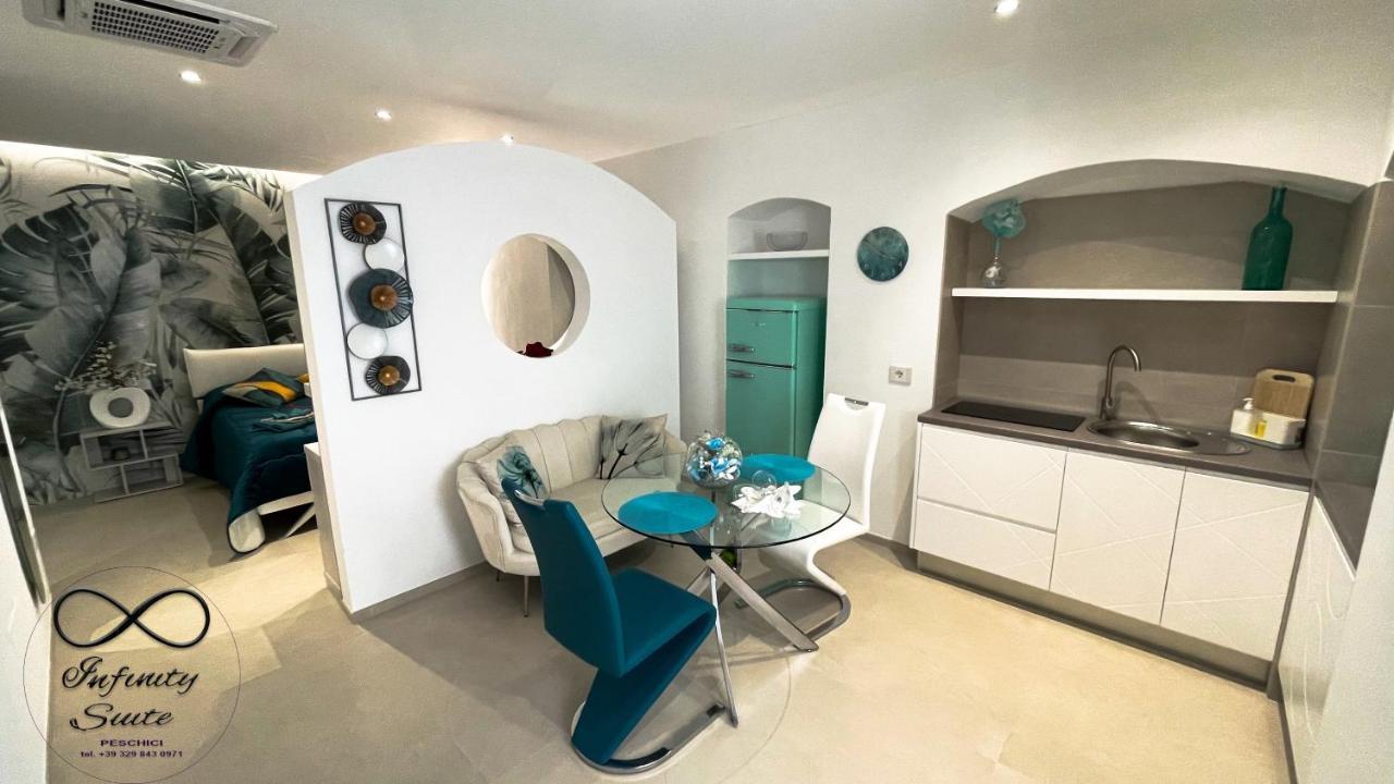Infinity Suite Peschici Esterno foto